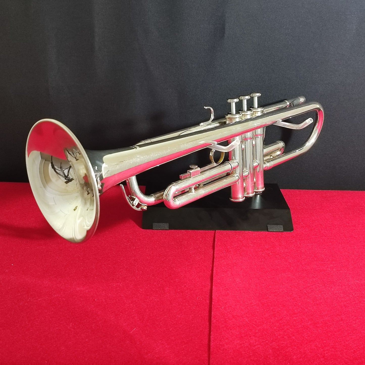 YAMAHA Trumpet YTR-1335S Silver With Signs of Wear