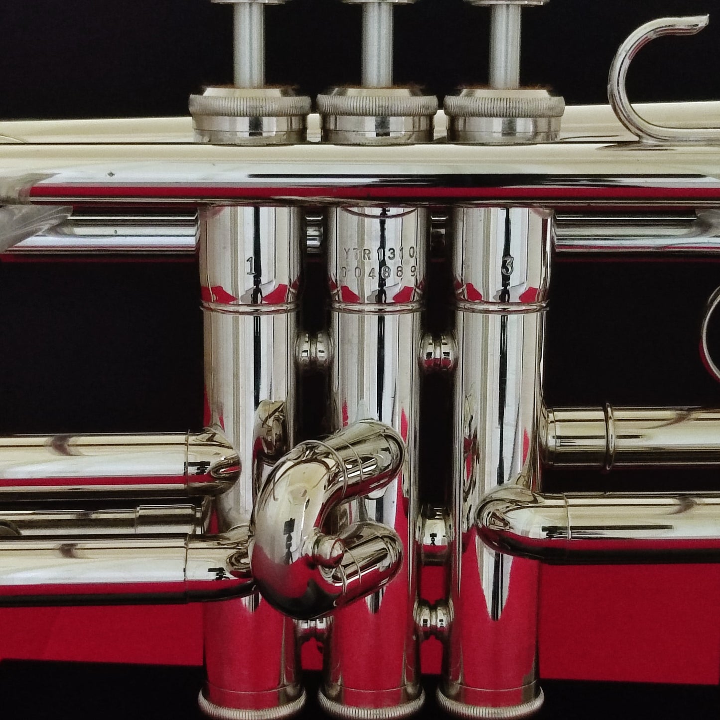 YAMAHA Trumpet YTR 1310 With Mouthpiece and Case