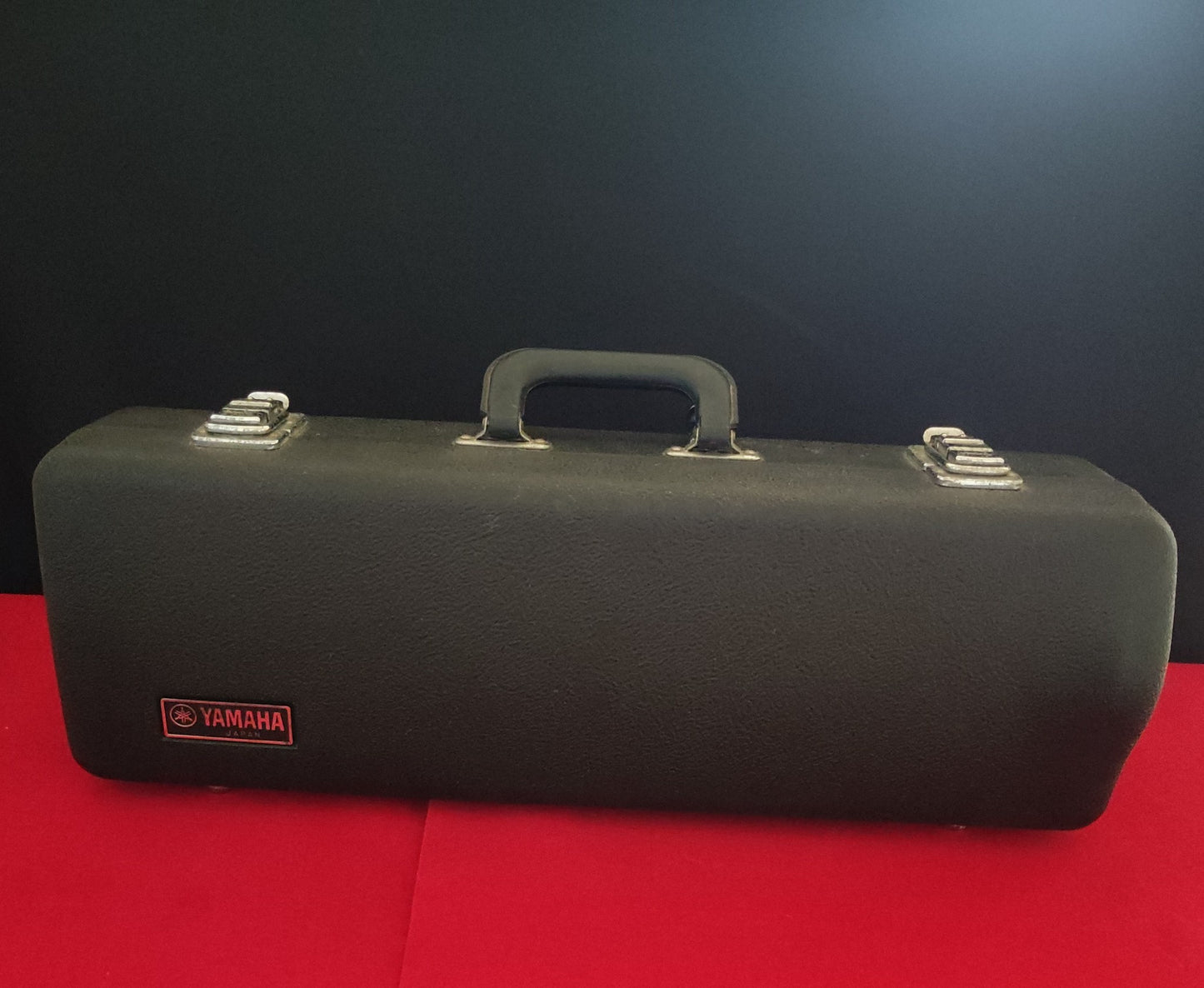 YAMAHA Trumpet YTR 1310 With Mouthpiece and Case