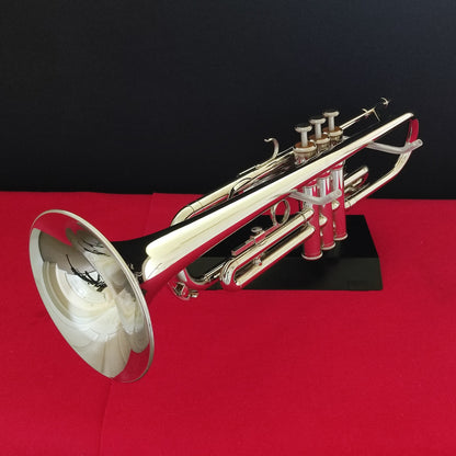 YAMAHA Trumpet YTR 1310 With Mouthpiece and Case